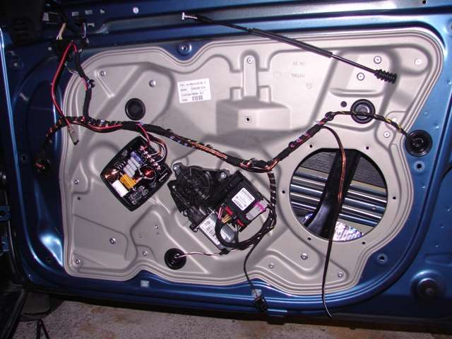Škoda Octavia II - přední dveře, instalace reproduktorů